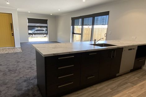 Photo of property in 44 Champagne Avenue, Yaldhurst, Christchurch, 8042