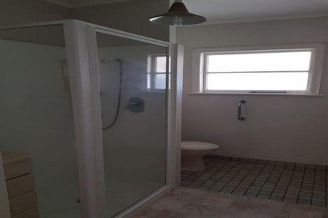 Photo of property in 12 Avenue Road, West End, Timaru, 7910