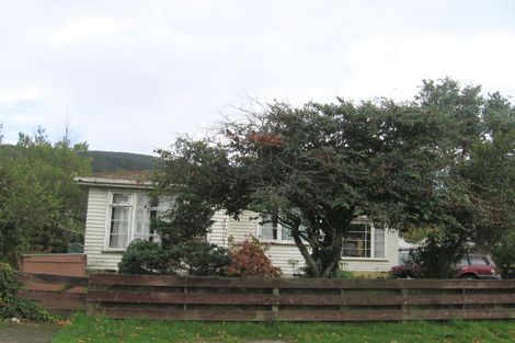 Photo of property in 67 Oxford Street, Tawa, Wellington, 5028