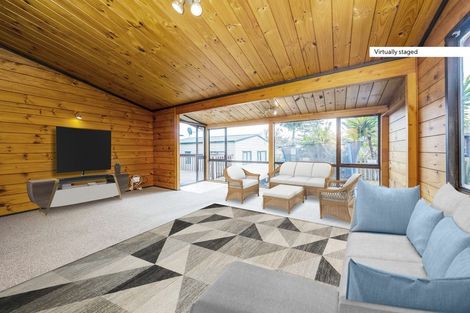 Photo of property in 14 Derrimore Heights, Clover Park, Auckland, 2019