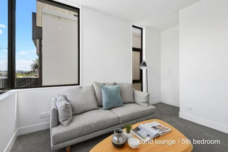 Photo of property in 12 Isitt Road, Hobsonville, Auckland, 0616