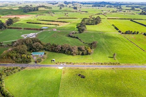 Photo of property in 2133 Wiremu Road, Newall, New Plymouth, 4381