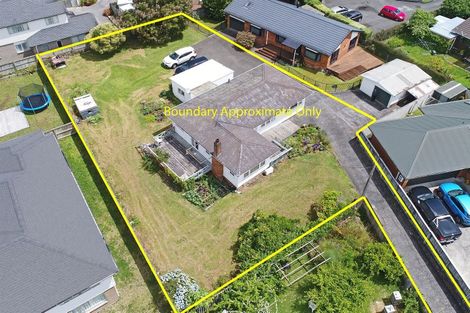 Photo of property in 4 Abel Tasman Avenue, Henderson, Auckland, 0610