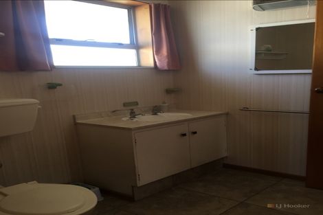 Photo of property in 154 Queen Street, Waimate, 7924