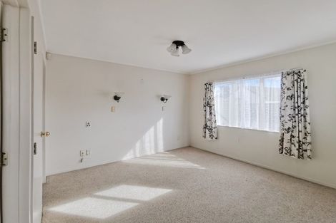 Photo of property in 27b Central Park Drive, Te Atatu South, Auckland, 0610