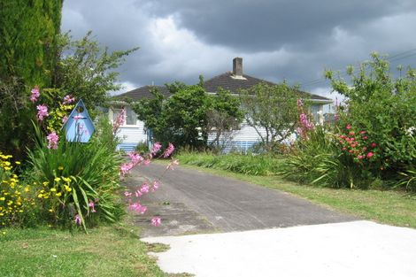 Photo of property in 1 Daphne Road, Papatoetoe, Auckland, 2025