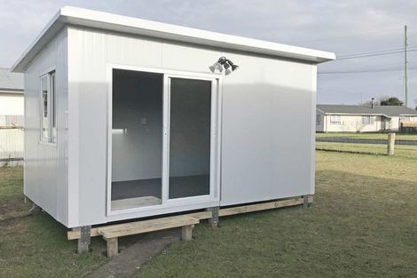 Photo of property in 2 Fergusson Street, Huntly, 3700