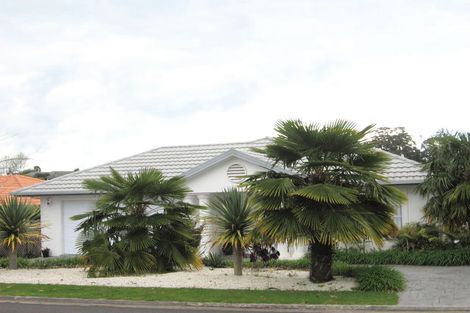 Photo of property in 19 Buckingham Place, Bethlehem, Tauranga, 3110