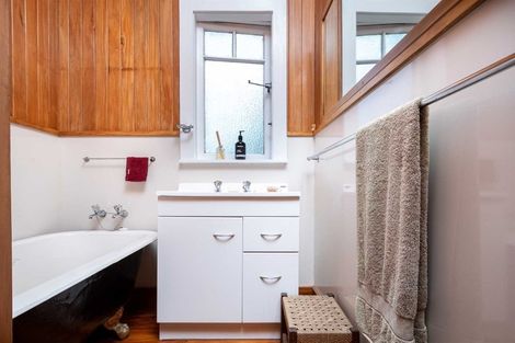 Photo of property in 141 Tawa Road, Kumeu, 0891