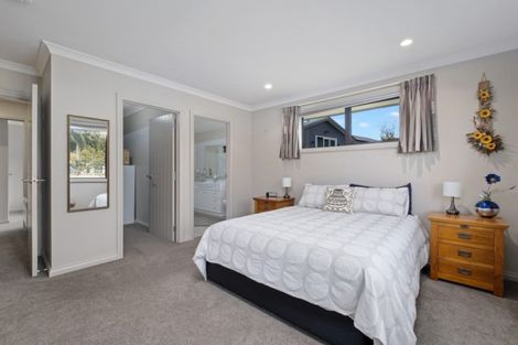 Photo of property in 29 Alice Burn Drive, Luggate, Cromwell, 9383