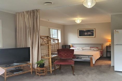 Photo of property in 13 Andre Rise, Stanmore Bay, Whangaparaoa, 0932