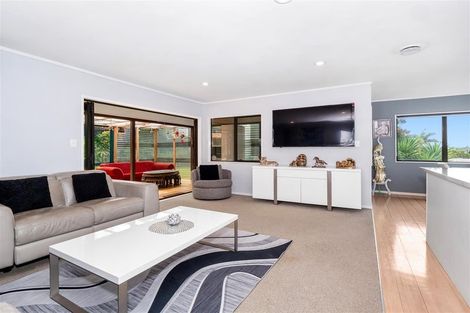 Photo of property in 37 Poike Road, Hairini, Tauranga, 3112