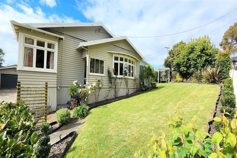 Photo of property in 9 Kitchener Street, Waipukurau, 4200