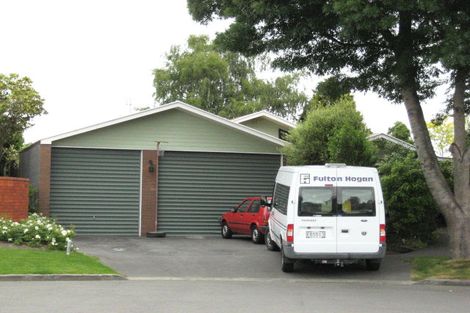 Photo of property in 12 Brigadoon Place Avonhead Christchurch City