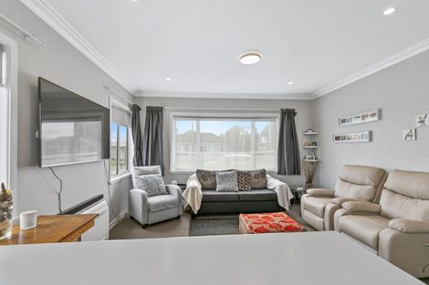 Photo of property in 15 Worcester Street, Levin, 5510