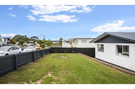 Photo of property in 34 Cypress Drive, Maungaraki, Lower Hutt, 5010