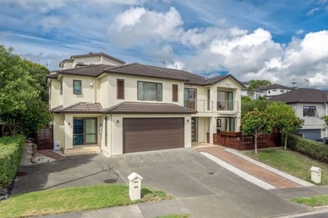 Photo of property in 52 Scarlet Oak Drive, Schnapper Rock, Auckland, 0632