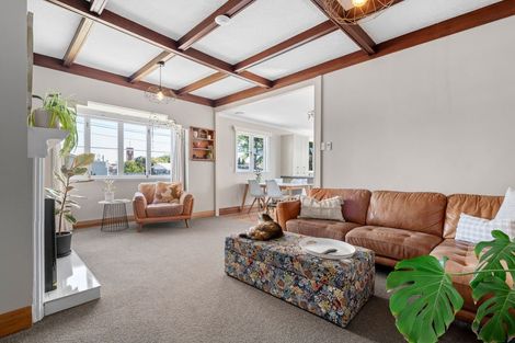 Photo of property in 33 Mission Street, Waterloo, Lower Hutt, 5011