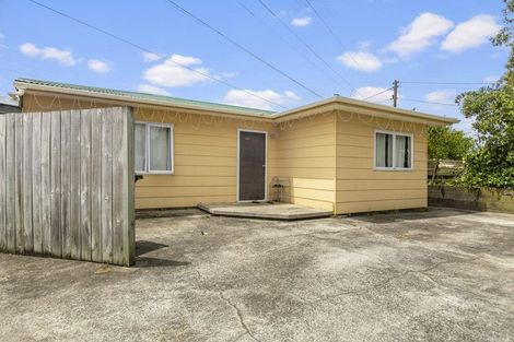 Photo of property in 42 Tiraumea Drive, Pakuranga, Auckland, 2010
