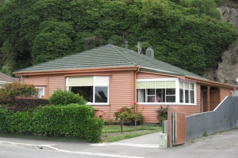 Photo of property in 7 Richmond Hill Road, Richmond Hill, Christchurch, 8081