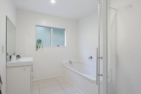 Photo of property in 17a Wantwood Grove, Churton Park, Wellington, 6037