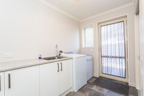 Photo of property in 13 Mcallister Lane, Mosgiel, 9024