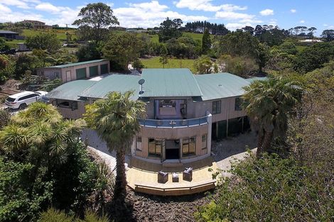 Photo of property in 1447 Old North Road, Helensville, 0875