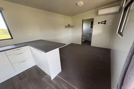 Photo of property in 300 Kingseat Road, Kingseat, Pukekohe, 2679