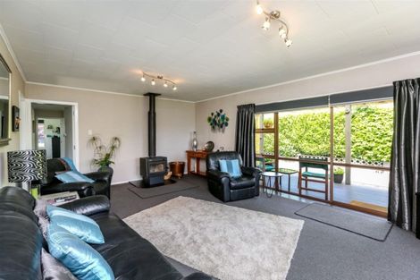 Photo of property in 4 Woodleigh Street, Frankleigh Park, New Plymouth, 4310