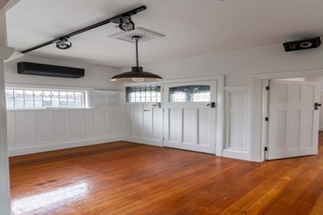 Photo of property in 85 Office Road, Merivale, Christchurch, 8014