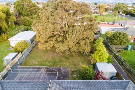 Photo of property in 77 Abraham Crescent, Milson, Palmerston North, 4414