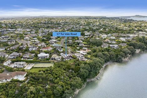 Photo of property in 17 Tui Vale Road, Shelly Park, Auckland, 2014