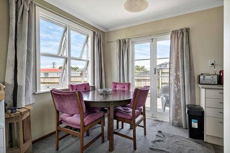 Photo of property in 66a Cloten Road, Stratford, 4332