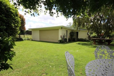 Photo of property in 16 Smith Street, Dannevirke, 4930