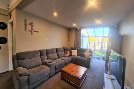 Photo of property in 78 Englefield Road, Northwood, Christchurch, 8051