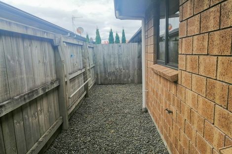 Photo of property in 1/102 Old Farm Road, Hamilton East, Hamilton, 3216