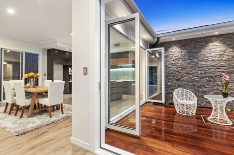 Photo of property in 36 Celestial Crescent, Orewa, 0931