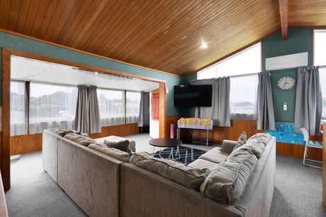 Photo of property in 180 Parklands Avenue, Bell Block, New Plymouth, 4312