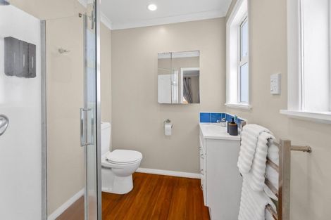 Photo of property in 27 Rawhiti Road, Pukerua Bay, Porirua, 5026