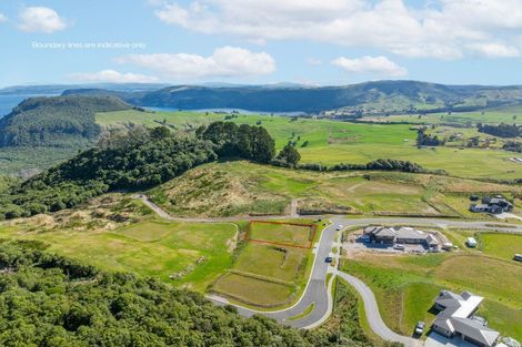 Photo of property in 2 Glendas Way, Acacia Bay, 3385