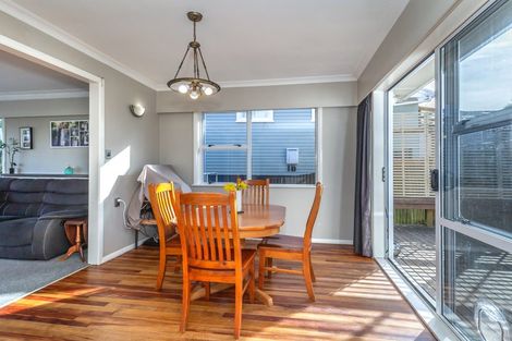 Photo of property in 7 Highbury Drive, Levin, 5510