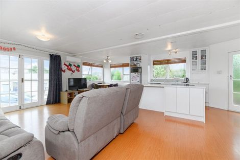 Photo of property in 91 Sunnyside Road, Sunnyvale, Auckland, 0612