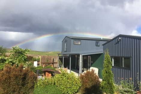 Photo of property in 14 Golden Road, Springvale, Alexandra, 9393