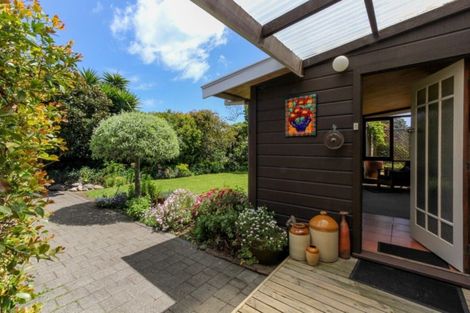 Photo of property in 17a Record Street, Fitzroy, New Plymouth, 4312