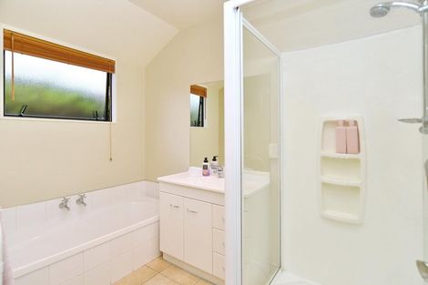 Photo of property in 11 Baltic Place, Northwood, Christchurch, 8051