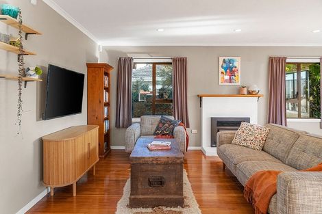Photo of property in 169 Welcome Bay Road, Welcome Bay, Tauranga, 3112