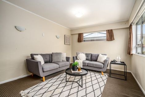 Photo of property in 40 Lincoln Avenue, Tawa, Wellington, 5028