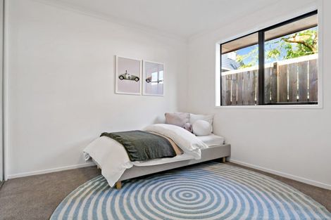 Photo of property in 113a Titirangi Road, New Lynn, Auckland, 0600