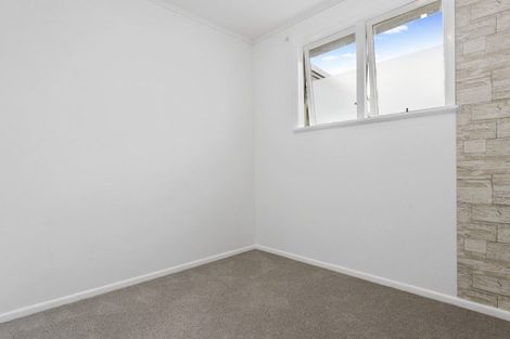 Photo of property in 18 O'halloran Road, Howick, Auckland, 2014