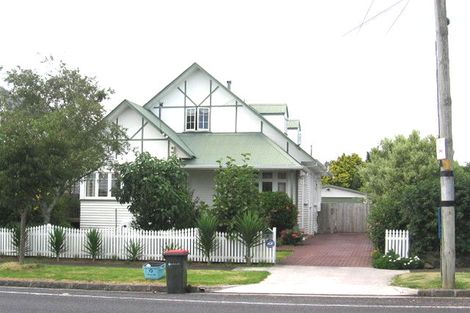 Photo of property in 1 Linwood Avenue, Mount Albert, Auckland, 1025